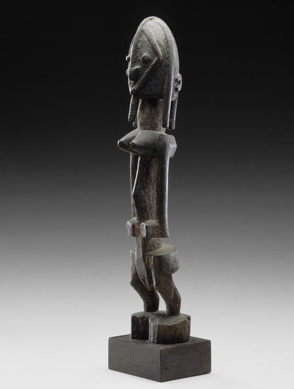 Women in African art
